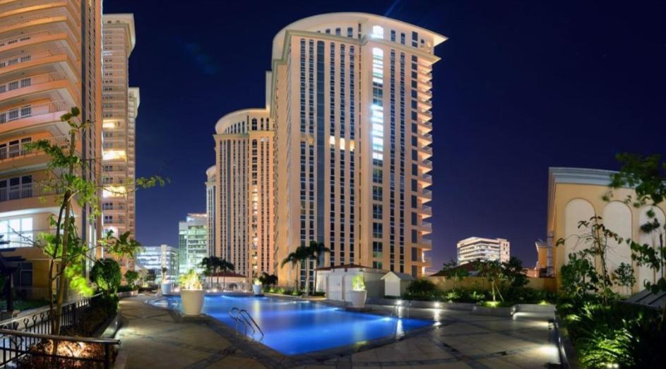 Venice Luxury Residences Taguig Extérieur photo